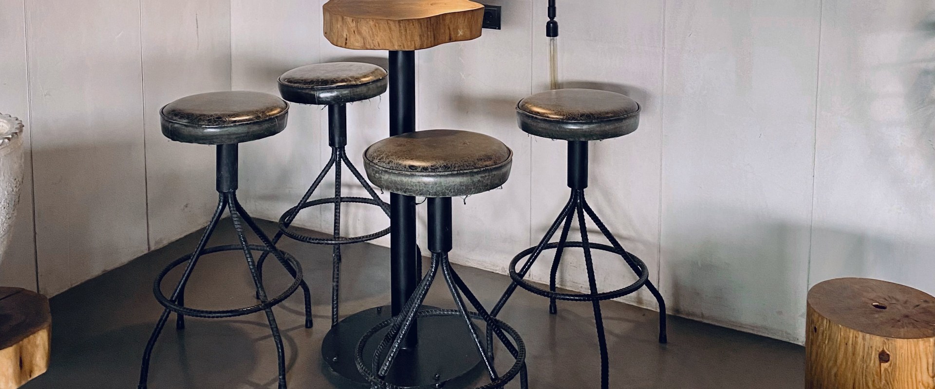 Transform Your Bar Decor with Metal Recycling in Melvindale