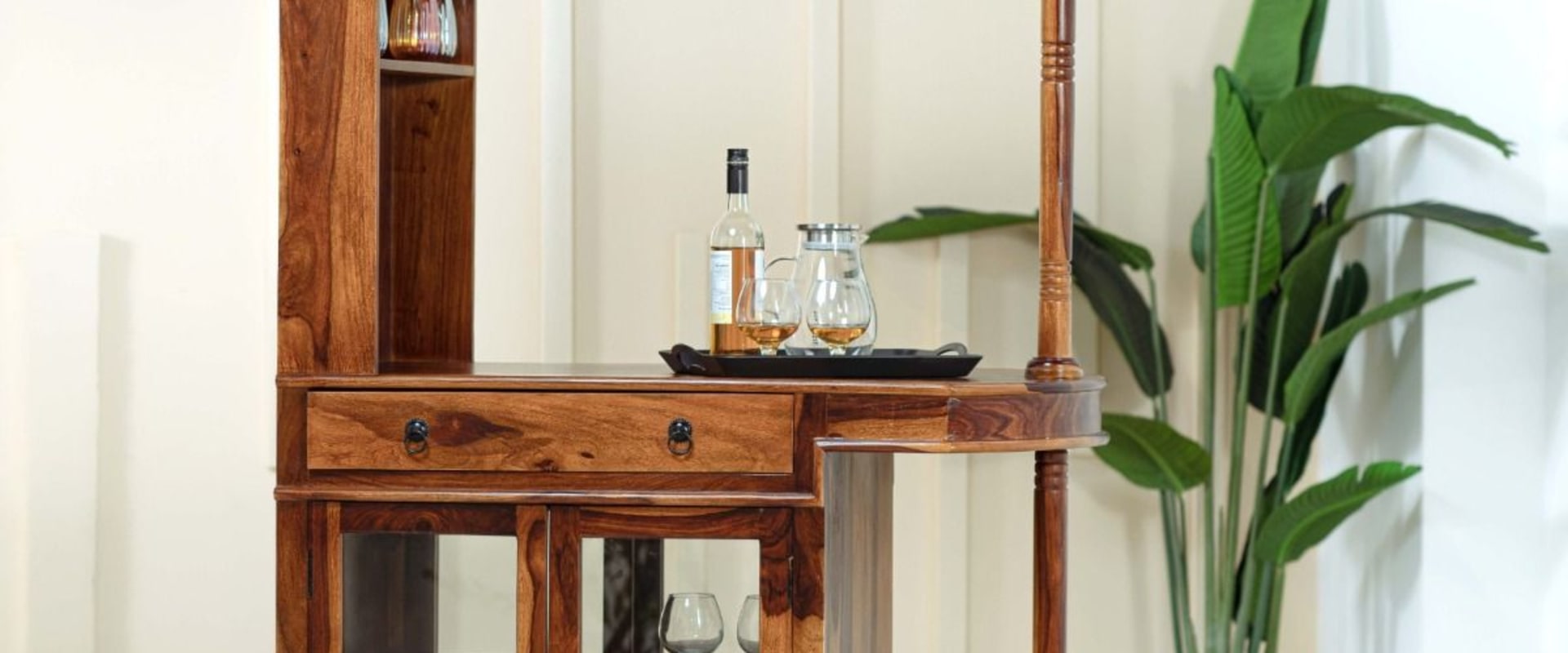 Raise the Bar: Stylish Decor and Accessories to Elevate Your Home Bar